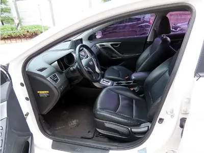 Hyundai Avante 2012, 126666 км, за 2619.14 USD