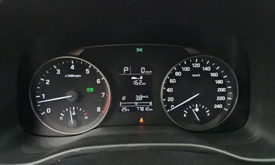 Hyundai Avante 2018, 77812 км, за 8143.33 USD - фото 8