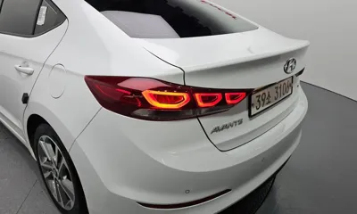 Hyundai Avante 2018, 77812 км, за 8143.33 USD - фото 23