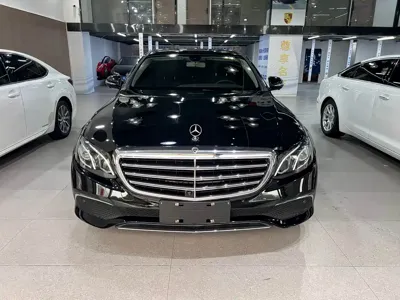Mercedes-Benz E-Class 2019, 114000 км, за 27451.32 USD