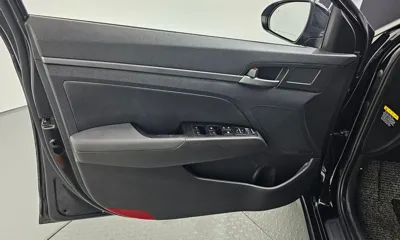 Hyundai Avante 2016, 173987 км, за 4951.14 USD - фото 24