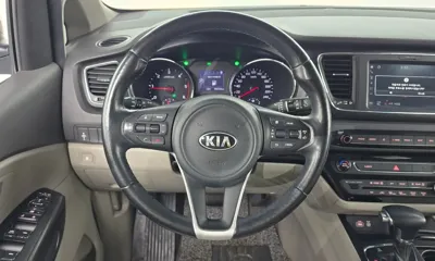 Kia Canival 2018, 99254 км, за 7670.8 USD - фото 13
