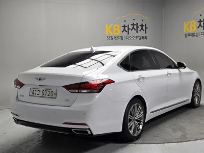 Genesis G80 2017, 179118 км, за 8205.33 USD