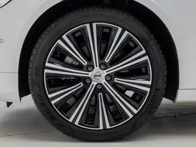 Volvo S90 2024, 20422 км, за 30723.48 USD