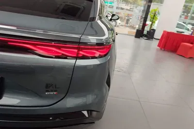 BYD Han L 2025, 9800 км, за 30813 USD - фото 9