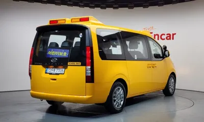 Hyundai Staria 2023, 16116 км, за 21341.26 USD