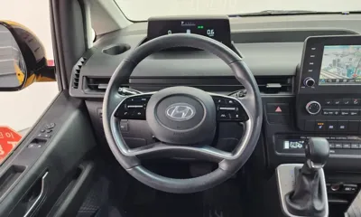 Hyundai Staria 2023, 16116 км, за 21341.26 USD - фото 13