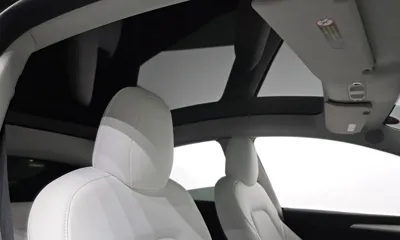 Tesla Model Y 2022, 51752 км, за 29250.83 USD - фото 19