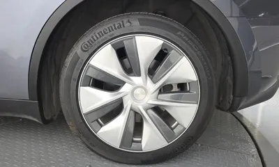 Tesla Model Y 2022, 51752 км, за 29250.83 USD - фото 21