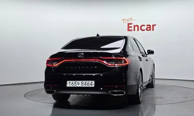 Hyundai Grandeur 2017, 124273 км, за 9053.27 USD