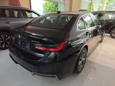 BMW i3 2026, 100 км, за 25941.23 USD - фото 7