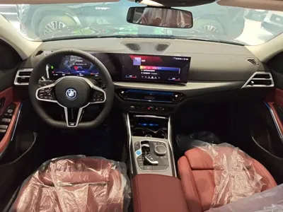 BMW i3 2026, 100 км, за 25941.23 USD - фото 10