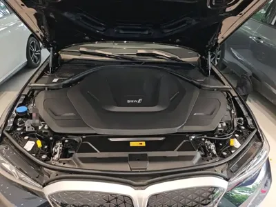 BMW i3 2026, 100 км, за 25941.23 USD - фото 20