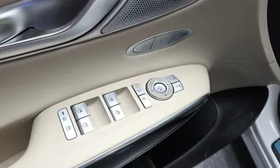 Genesis GV70 2025, 20634 км, за 31771.04 USD - фото 28