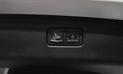 Genesis GV70 2025, 20634 км, за 31771.04 USD - фото 31