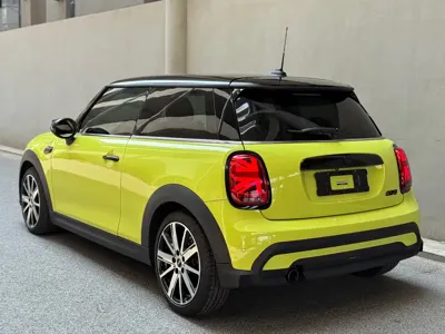 MINI MINI 2022, 13600 км, за 23395.66 USD