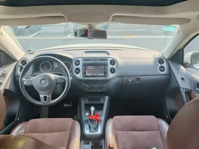 Volkswagen Tiguan 2014, 90000 км, за 4812.63 USD