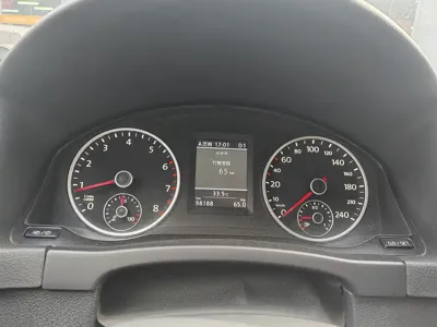 Volkswagen Tiguan 2014, 90000 км, за 4812.63 USD - фото 12