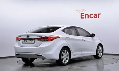 Hyundai Avante 2011, 164733 км, за 2146.76 USD