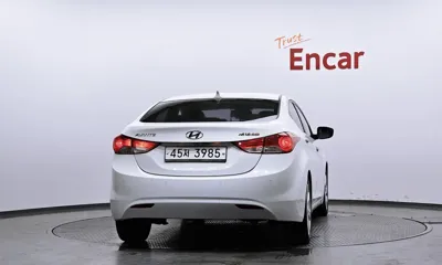 Hyundai Avante 2011, 164733 км, за 2146.76 USD