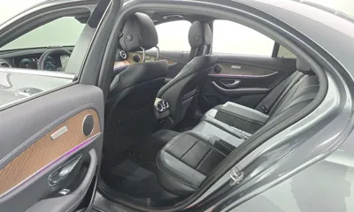 Mercedes-Benz E-Class 2022, 56081 км, за 22968.36 USD - фото 12