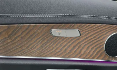 Mercedes-Benz E-Class 2022, 56081 км, за 22968.36 USD - фото 30
