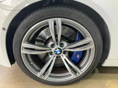 BMW M5 2015, 115000 км, за 24702.58 USD