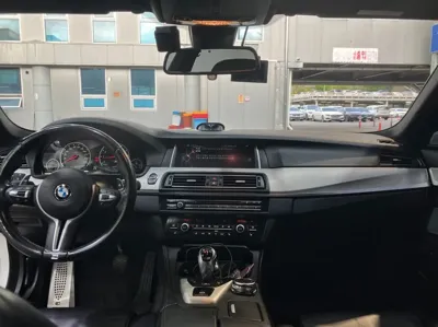BMW M5 2015, 115000 км, за 24590.72 USD - фото 7