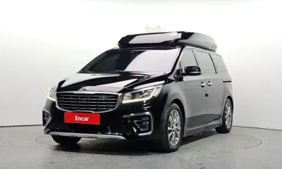 Kia Canival · 2019 год