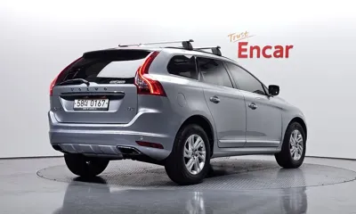 Volvo XC60 2017, 134708 км, за 7862.57 USD