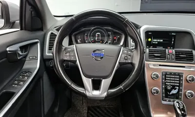 Volvo XC60 2017, 134708 км, за 7862.57 USD - фото 13