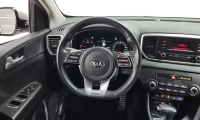 Kia Sportage 2021, 65920 км, за 10241.16 USD - фото 13