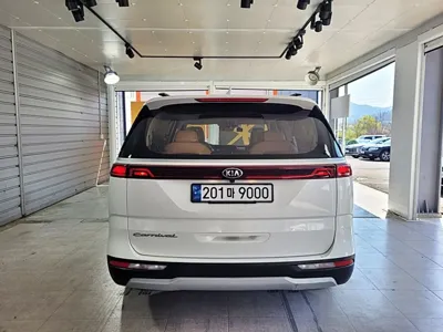 Kia Canival 2021, 56036 км, за 17155.3 USD
