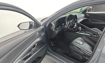 Hyundai Avante 2021, 120111 км, за 8273.62 USD - фото 11