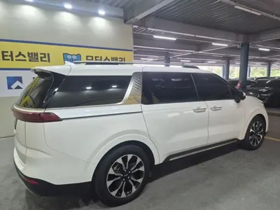 Kia Canival 2022, 24170 км, за 18428.07 USD