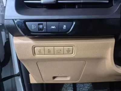 Kia Canival 2022, 24170 км, за 18428.07 USD - фото 8