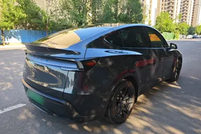 Tesla Model Y 2025, 25500 км, за 40702 USD - фото 6
