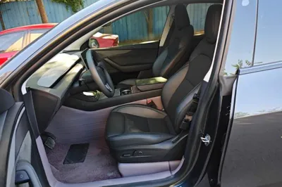 Tesla Model Y 2025, 25500 км, за 40702 USD - фото 26
