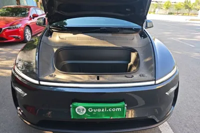 Tesla Model Y 2025, 25500 км, за 40702 USD - фото 37