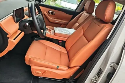 Leapmotor C10 2026, 7700 км, за 18506 USD - фото 17