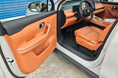 Leapmotor C10 2026, 7700 км, за 18506 USD - фото 18