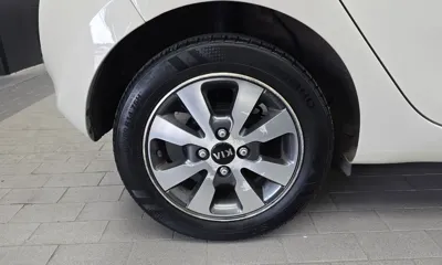 Kia Morning 2013, 46986 км, за 2822.63 USD