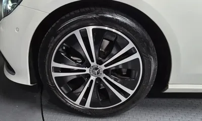 Mercedes-Benz E-Class 2021, 39841 км, за 22232.33 USD