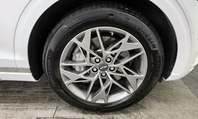 Genesis GV70 2023, 42429 км, за 25635.94 USD