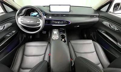 Genesis GV70 2023, 42429 км, за 25635.94 USD - фото 7