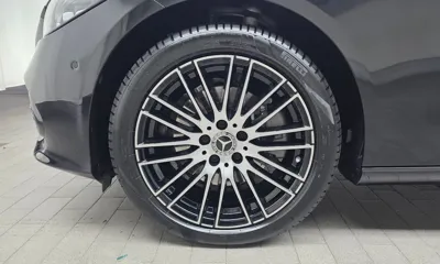 Mercedes-Benz C-Class 2025, 5217 км, за 29383.07 USD