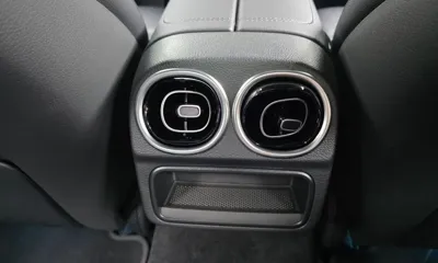 Mercedes-Benz C-Class 2025, 5217 км, за 29383.07 USD - фото 30