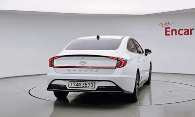 Hyundai Sonata 2022, 110361 км, за 10634.11 USD