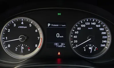 Hyundai Grandeur 2018, 116051 км, за 8139.69 USD - фото 8