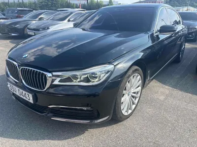 BMW 7-Series · 2016 год